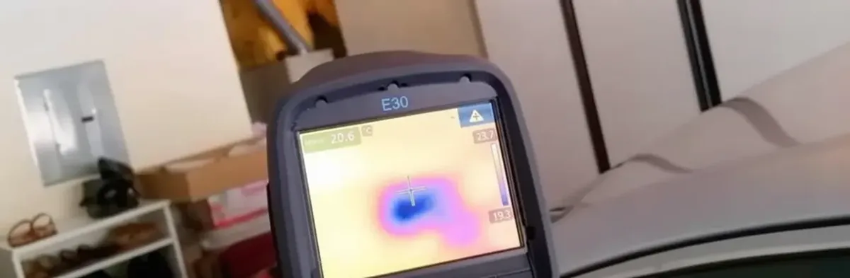 mold inspection using thermal imaging technology to detect moisture and hidden mold in a home in Peoria, IL